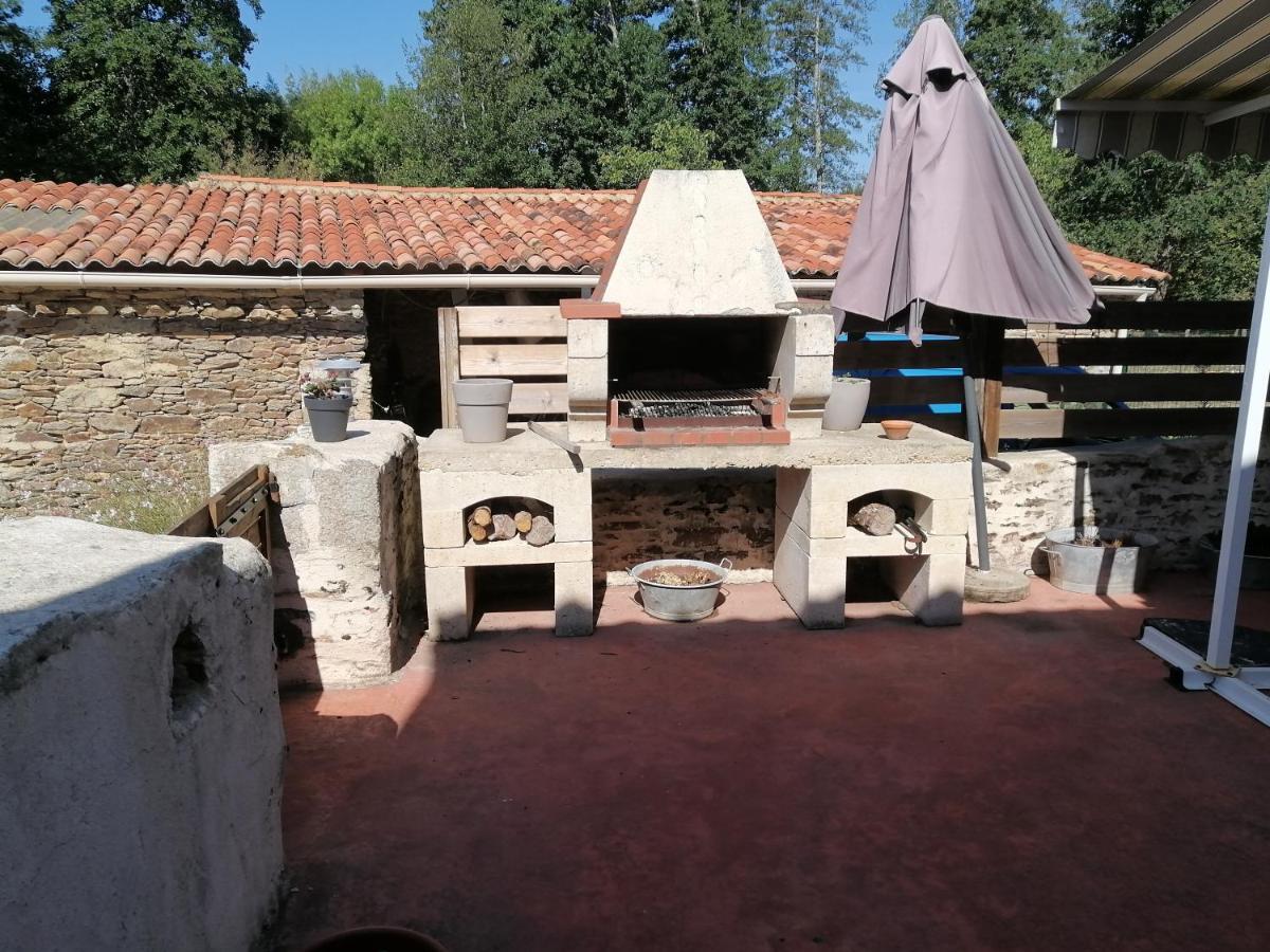 Chambres D'Hotes "La Source" Mareuil-sur-Lay Eksteriør bilde